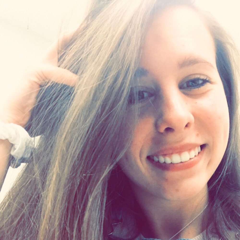 Meet your Posher, Stori